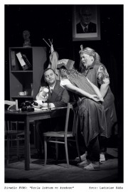 DRCLA LOKTEM VO KREDENC, premiéra 21.1.2012, MěDK Karviná DRCLA LOKTEM VO KREDENC, premiéra 21.1.2012, MěDK Karviná